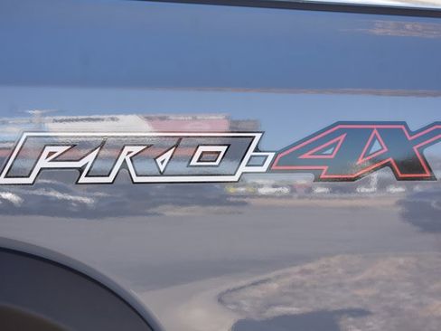 Used 2024 Nissan Frontier PRO-4X w/ Pro Convenience Package image 11