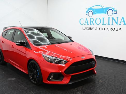 Used 2018 Ford Focus RS AWD/4WD image 1
