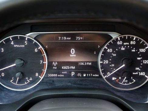 Certified 2025 Nissan Rogue SV AWD/4WD image 25