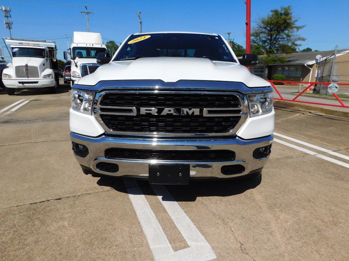 Used 2024 RAM 1500 Big Horn AWD/4WD image 5