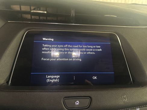 Used 2019 Cadillac XT4 Premium Luxury AWD/4WD image 23
