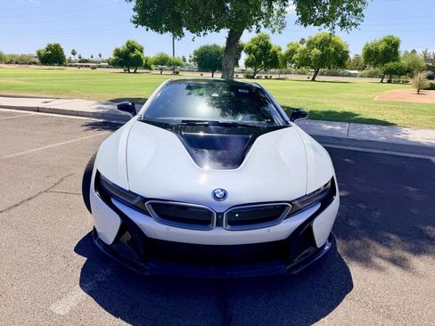 Used 2016 BMW i8 AWD/4WD image 2