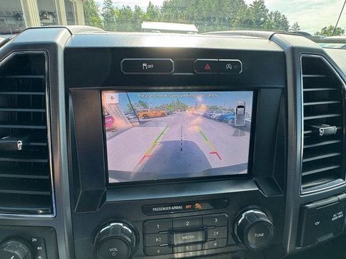 Used 2019 Ford F150 XLT w/ Equipment Group 302A Luxury AWD/4WD image 20