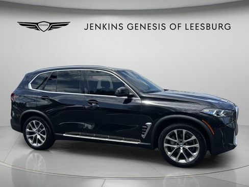 Used 2024 BMW X5 sDrive40i RWD image 2