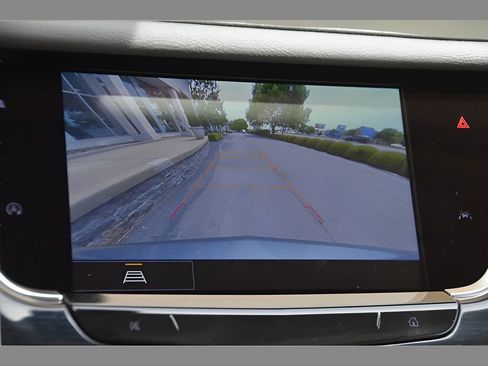 Used 2024 Cadillac XT6 Premium Luxury FWD image 24