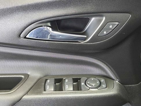 Used 2022 Chevrolet Equinox RS w/ RS Leather Package image 22