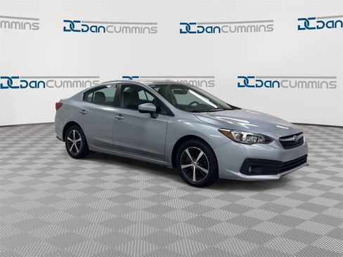 Used 2023 Subaru Impreza Premium image 2