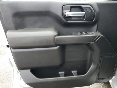 Used 2021 Chevrolet Silverado 1500 Custom image 18