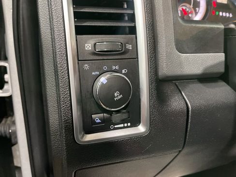 Used 2016 RAM 1500 Big Horn image 12