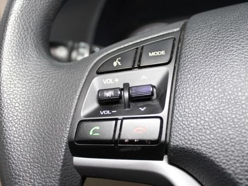 Used 2017 Hyundai Tucson SE w/ SE Popular Package 02 AWD/4WD image 19