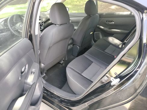 Used 2020 Nissan Sentra SV FWD image 3