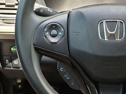 Used 2021 Honda HR-V LX image 22