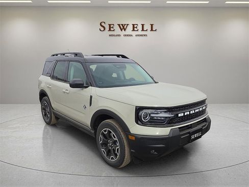 New 2025 Ford Bronco Sport Outer Banks image 6