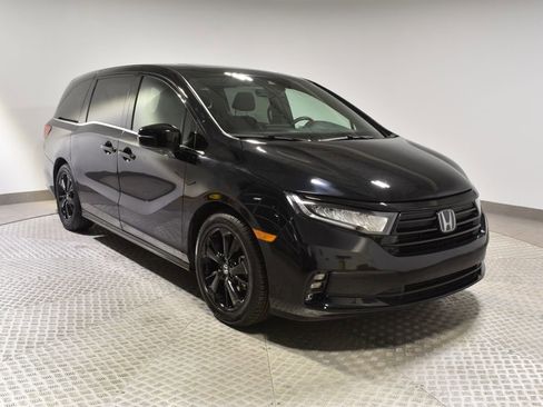 Used 2023 Honda Odyssey Sport image 7