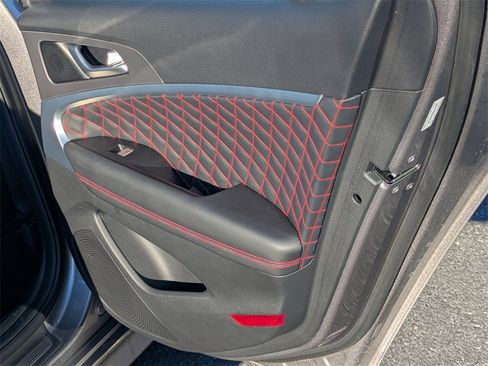 Used 2025 Genesis G70 3.3T Advanced w/ Sport Prestige Package image 15