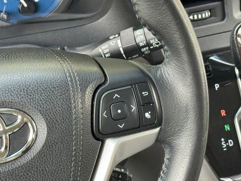Used 2015 Toyota Sienna XLE w/ XLE Navigation Package AWD/4WD image 26