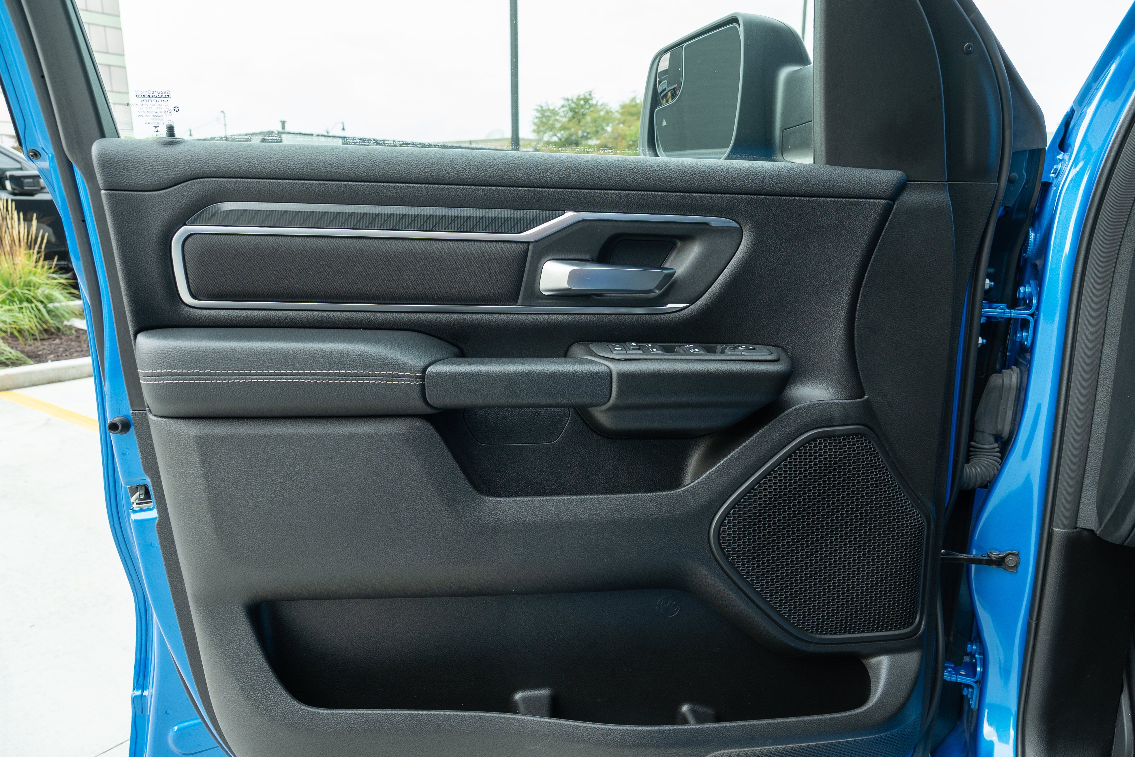 Used 2025 RAM 1500 Big Horn AWD/4WD image 11