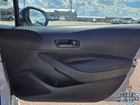 Used 2022 Toyota Corolla LE FWD image 41