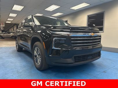 Certified 2025 Chevrolet Traverse LT