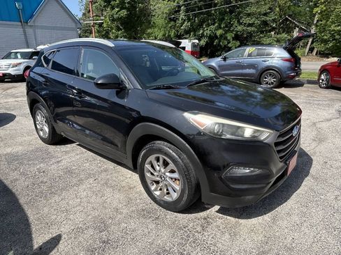 Used 2016 Hyundai Tucson SE w/ Option Group 02 AWD/4WD image 12