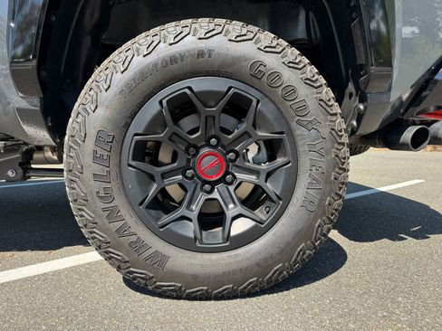 Used 2025 Toyota Tacoma TRD Pro image 69