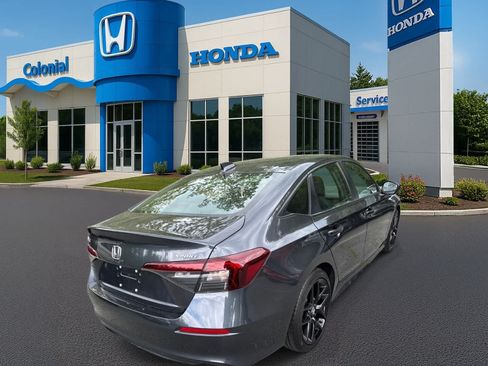 Used 2025 Honda Civic Sport image 6
