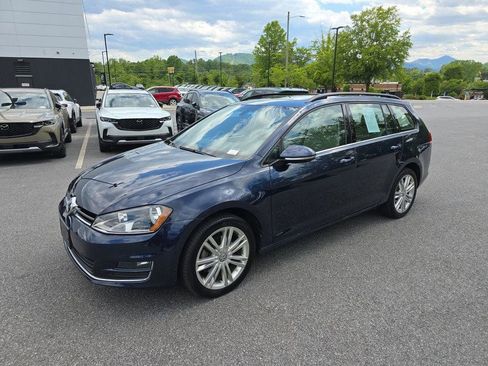 Used 2015 Volkswagen Golf TDI SE FWD image 7