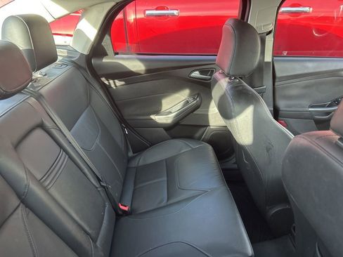 Used 2015 Ford Focus SE w/ Equipment Group 201A image 5