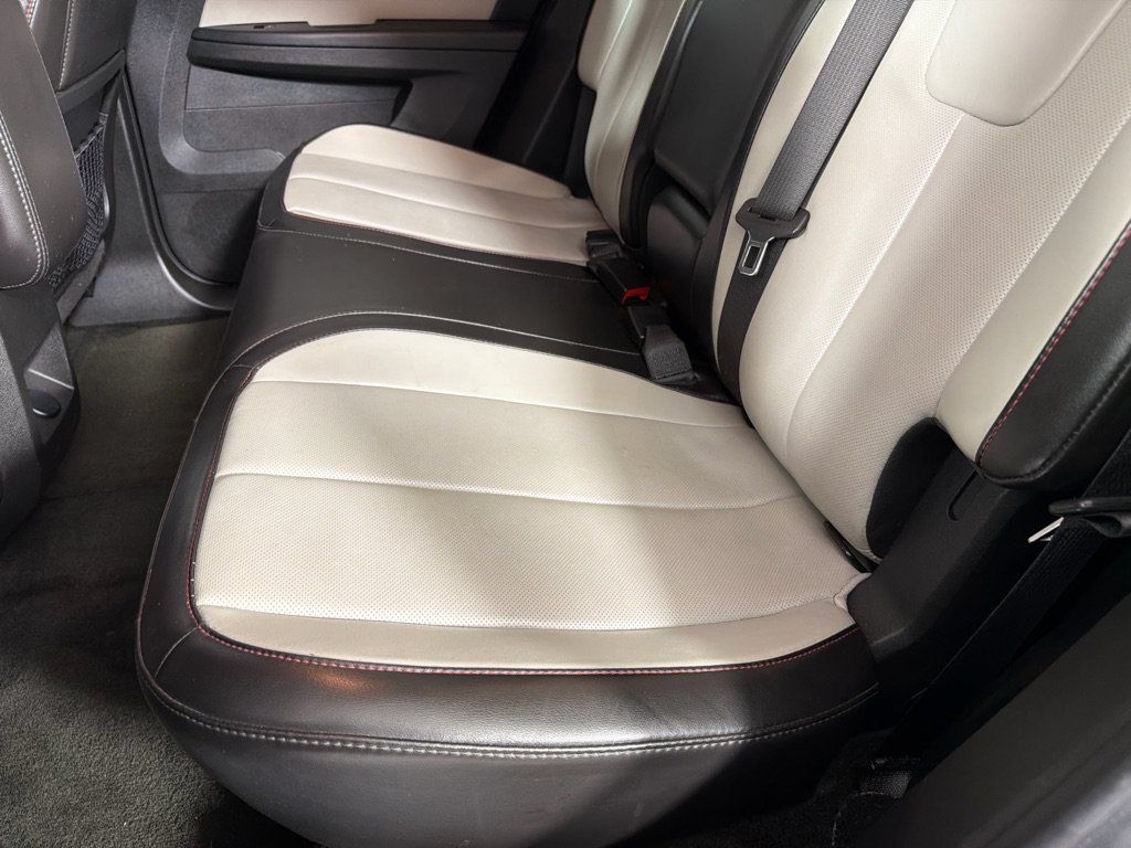 Used 2017 GMC Terrain SLT FWD image 18