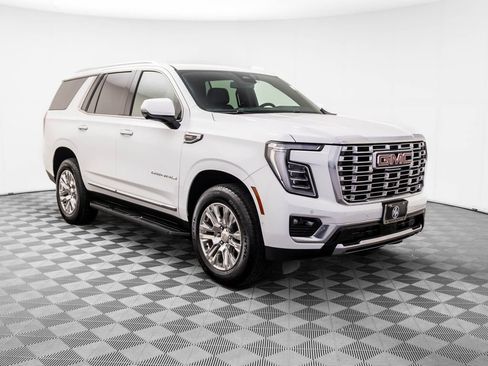 Used 2025 GMC Yukon Denali image 7