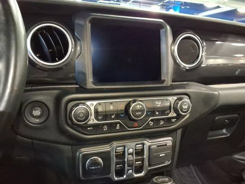 Certified 2021 Jeep Wrangler Unlimited Sahara AWD/4WD image 15