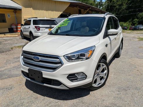 Used 2017 Ford Escape Titanium w/ Equipment Group 301A FWD image 10