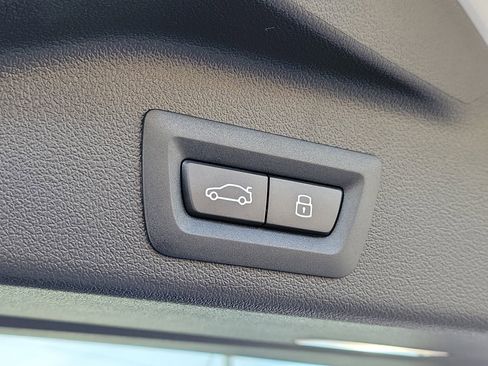 New 2026 BMW X5 sDrive40i w/ Climate Comfort Package image 7