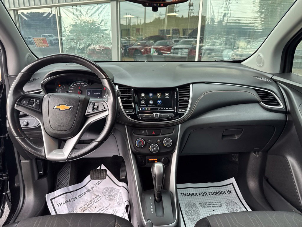 Used 2019 Chevrolet Trax LT w/ LT Convenience Package AWD/4WD image 11