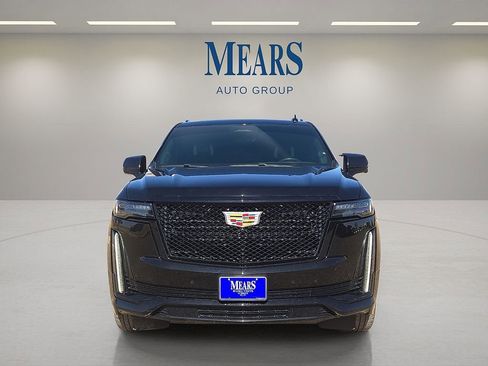 Used 2021 Cadillac Escalade ESV Sport Platinum image 8