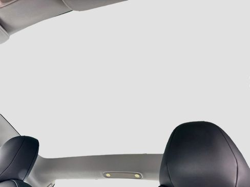 Used 2018 Tesla Model 3 Mid Range RWD image 14