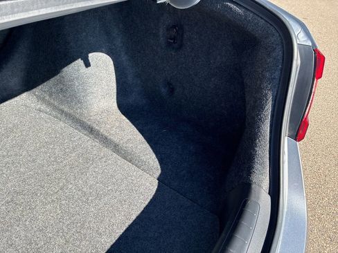 Used 2021 Honda Accord LX image 35