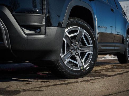 New 2026 Jeep Cherokee Laredo AWD/4WD image 6