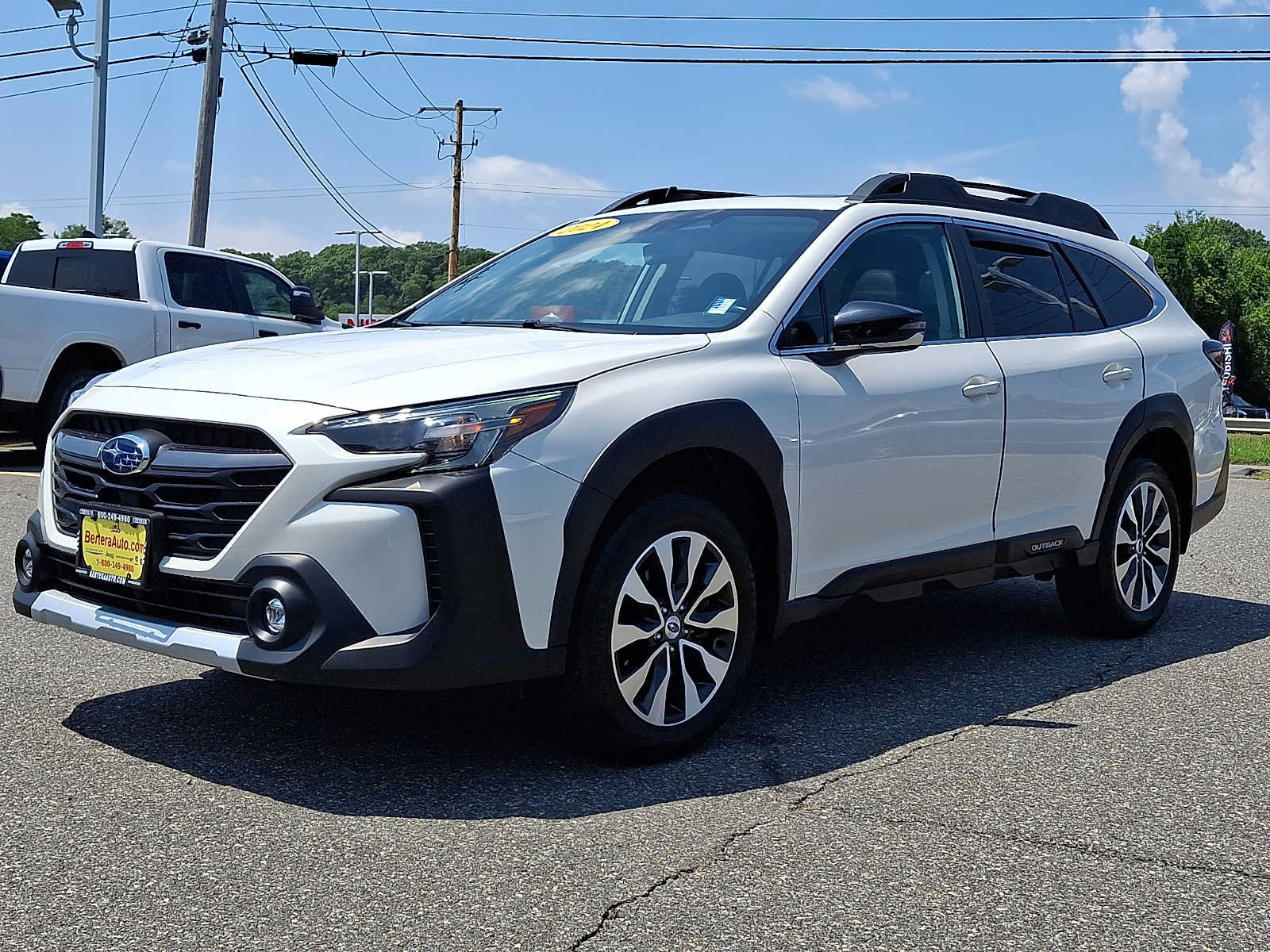 Used 2024 Subaru Outback Limited AWD/4WD image 3
