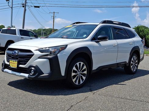Used 2024 Subaru Outback Limited AWD/4WD image 3