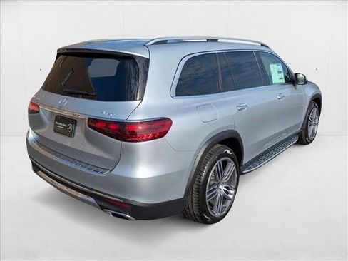 New 2026 Mercedes-Benz GLS 450 4MATIC image 5