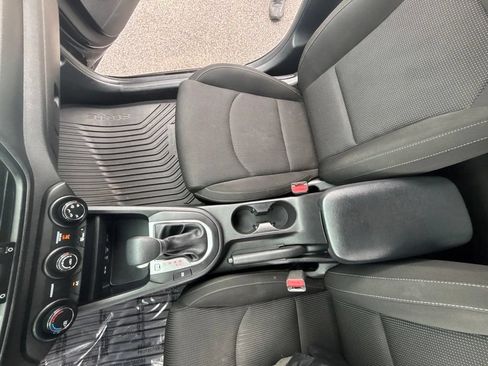 Used 2021 Kia Forte LXS FWD image 15