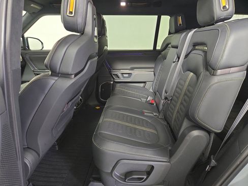 Used 2024 Rivian R1S Adventure AWD/4WD image 21