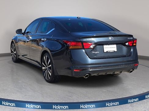 Used 2019 Nissan Altima 2.5 Platinum image 8