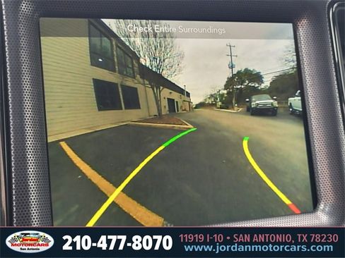 Used 2018 Dodge Challenger GT w/ Driver Convenience Group image 18