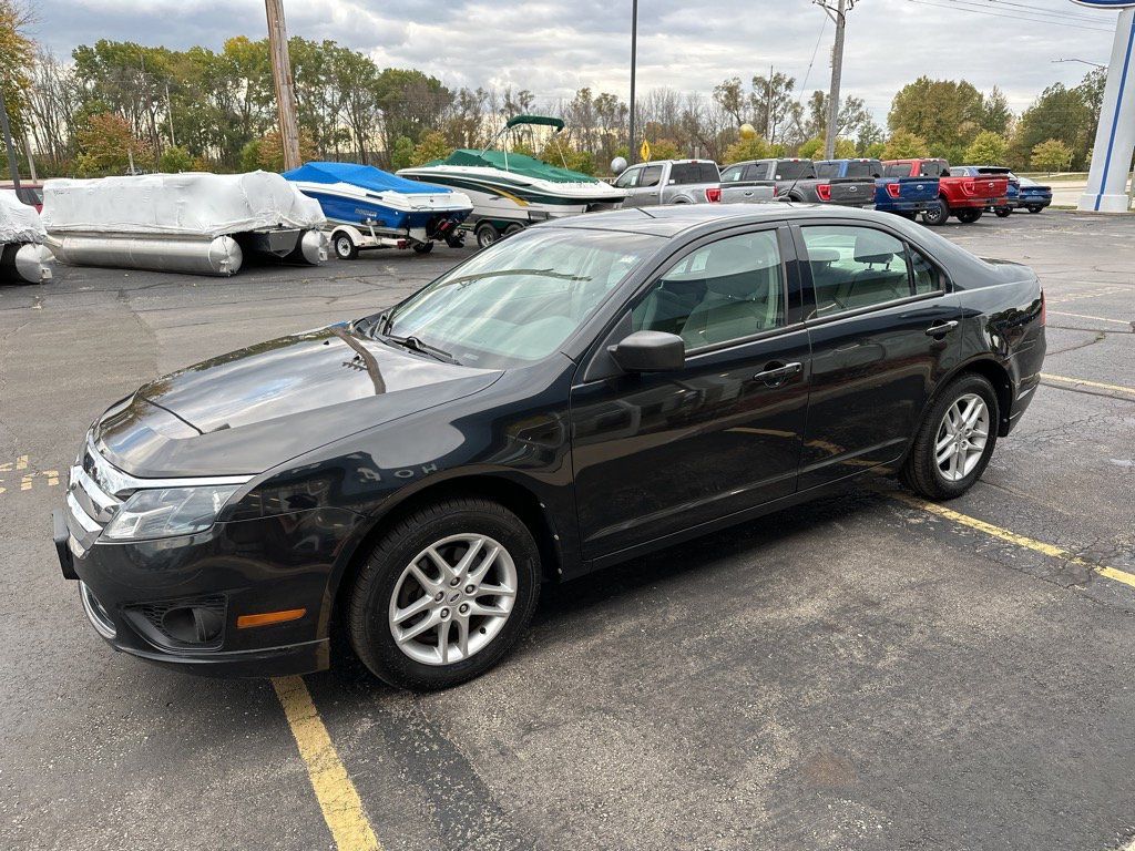 Used 2012 Ford Fusion S FWD image 2