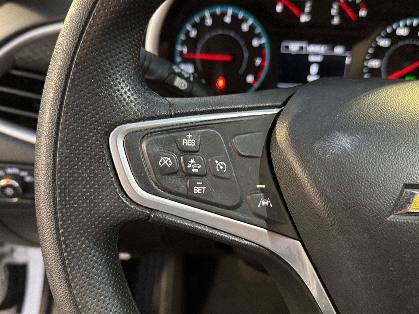 Used 2023 Chevrolet Malibu LS FWD image 20