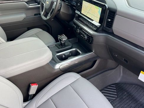New 2026 Chevrolet Silverado 1500 LTZ AWD/4WD image 12
