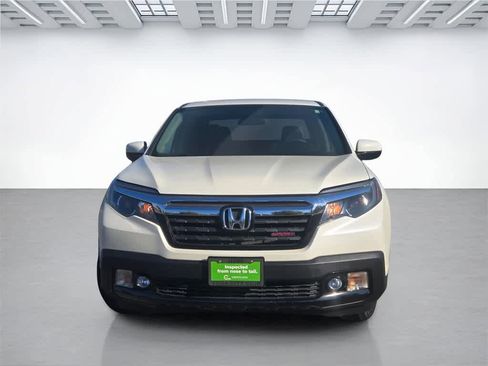 Used 2019 Honda Ridgeline Sport image 2