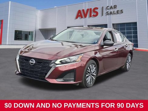 Used 2025 Nissan Altima 2.5 SV FWD image 1